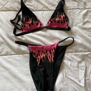 TWIIN flame bikini